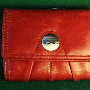 Kenneth Cole Reaction Wallet Button Up Frame Flap